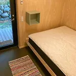 Casa vacanze Architect-designed Retreat In Private Woods Give