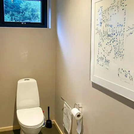 Dom wakacyjny Architect-designed Retreat In Private Woods